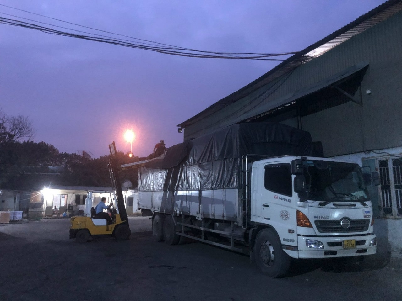 dịch vụ chuyển kho xưởng