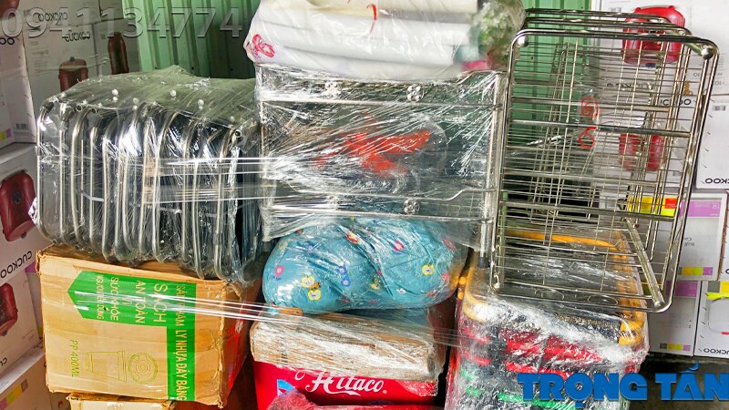 Sinh viên bao bọc khi chuyển phòng trọ