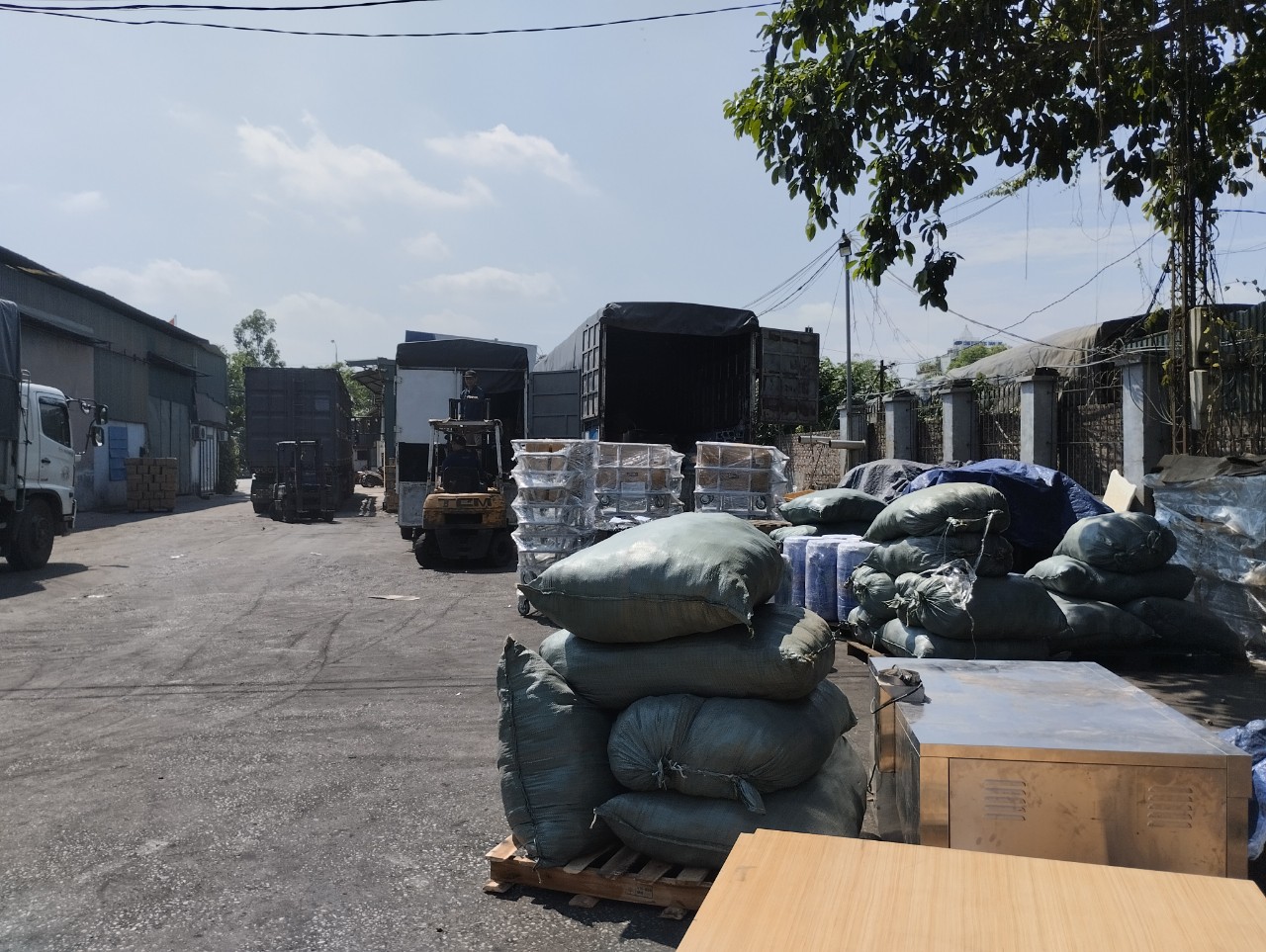 Xe Tải Chuyển Nhà Ở Đông Anh Hà Nội